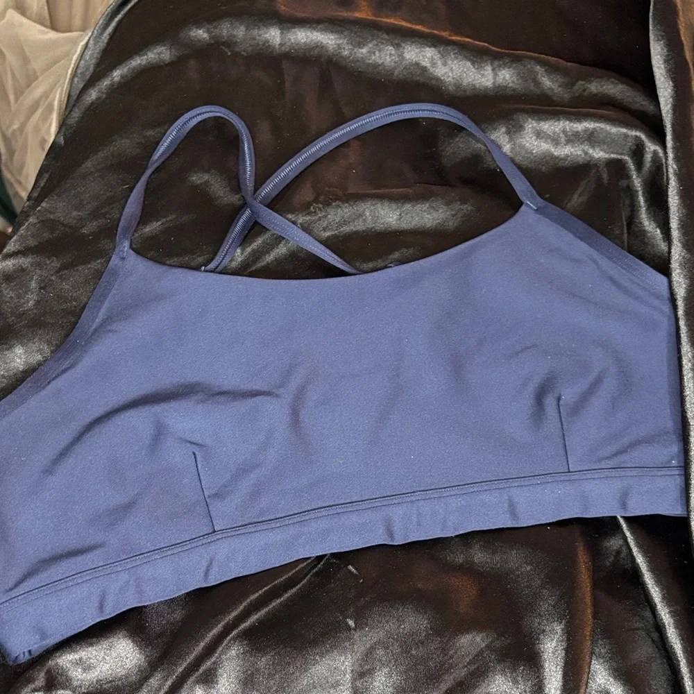 Alo Navy Blue Sports Bra Size XL - Picture 3 of 5
